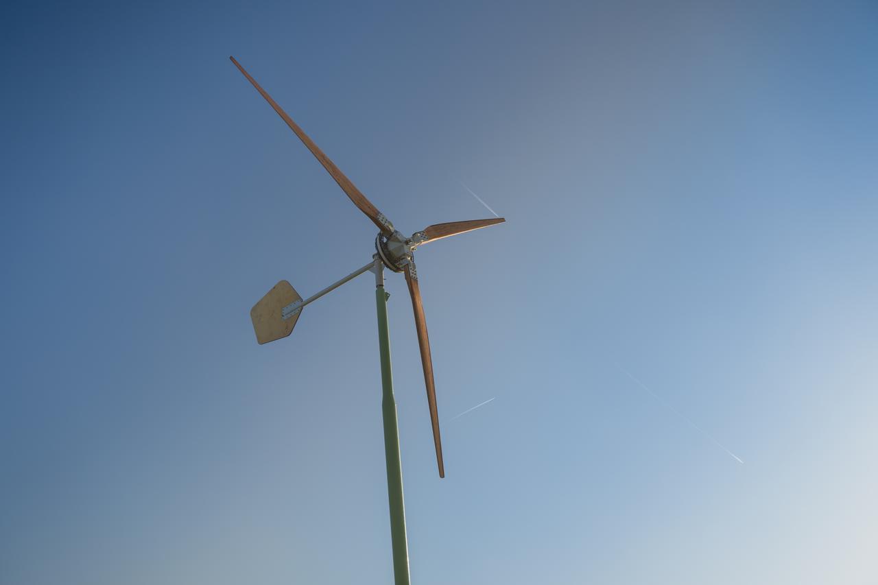 Windmolen blauwe lucht