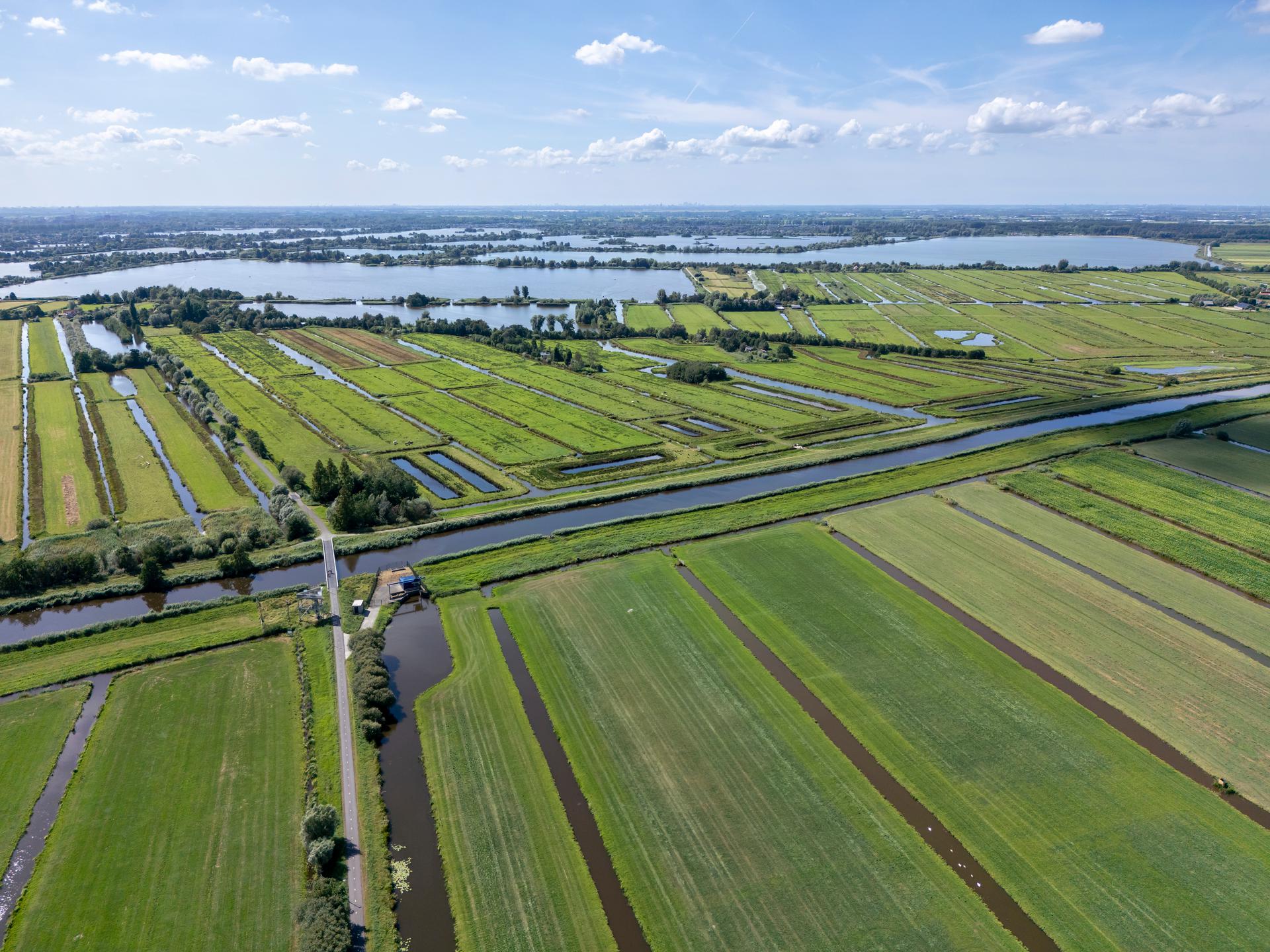 luchtfoto van landschap in Zuid-Holland